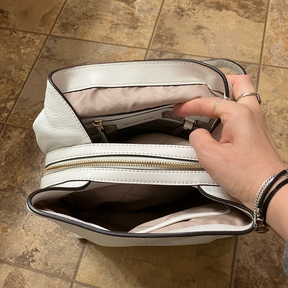 Michael Kors backpack - Picture 3 of 6